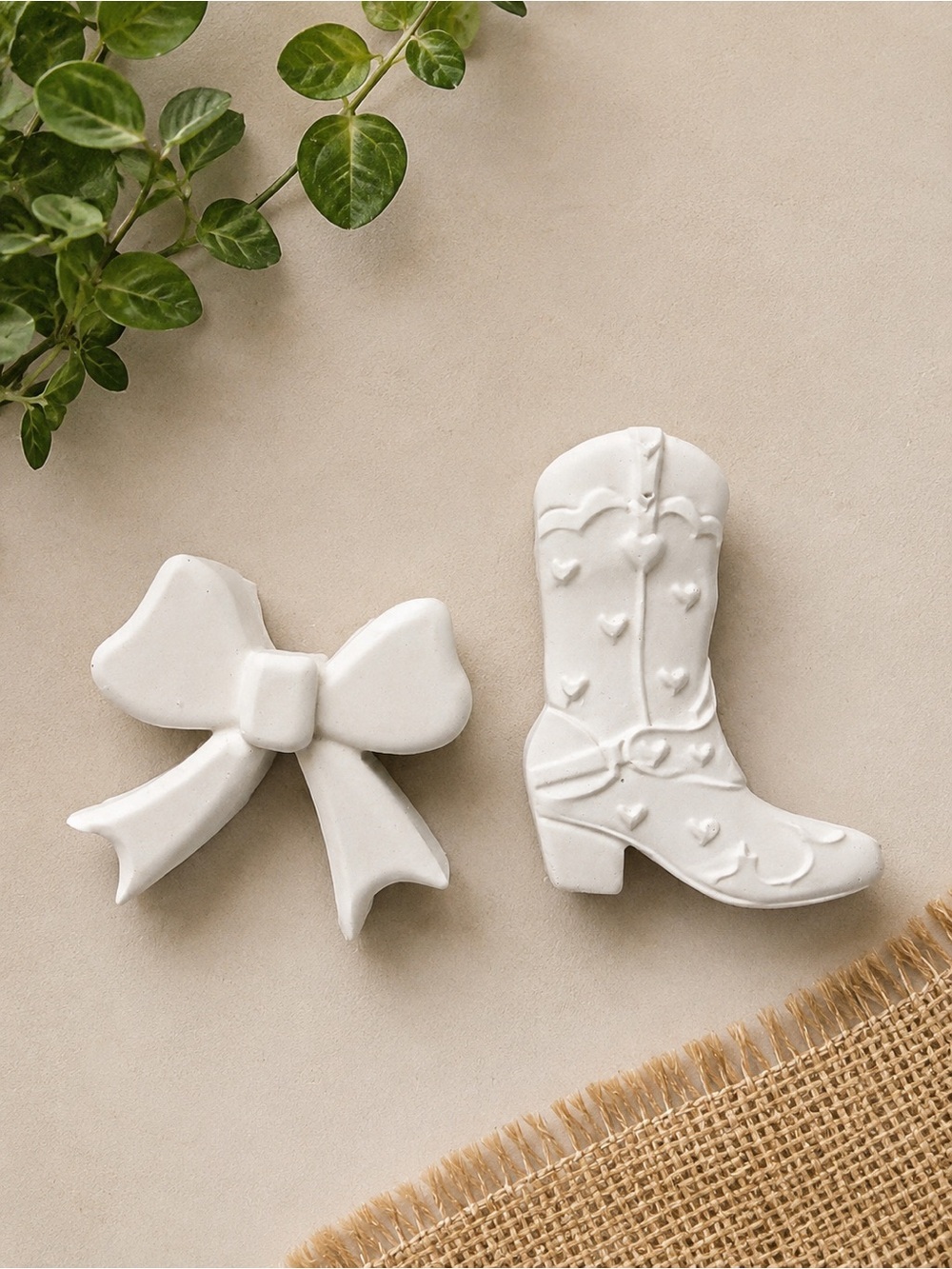 Cowgirl Boot & Bow Paint Your Own Plaster Craft Kit | Kids Party Favor - Picture 3 of 5